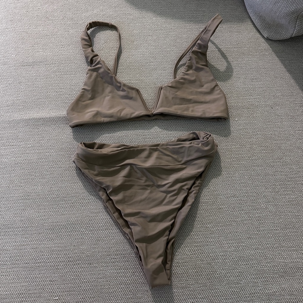 benoa koa set